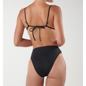 Ookioh Black Dead Sea Bottom